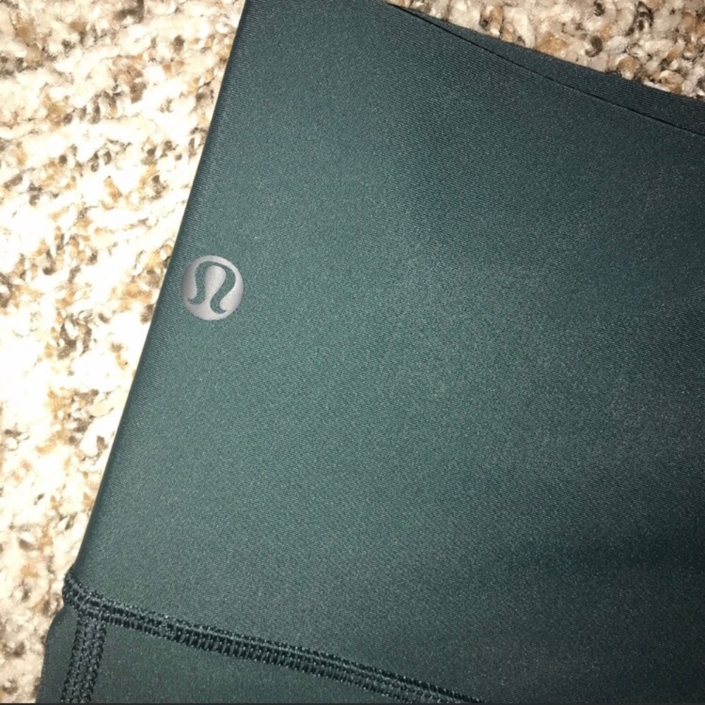 ****SOLD****Lululemon high rise wunder under pants
